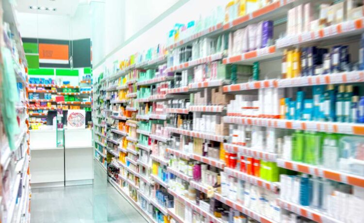 Descubra as melhores vitaminas para queda de cabelo disponíveis em farmácias 1 abelo frizz 12